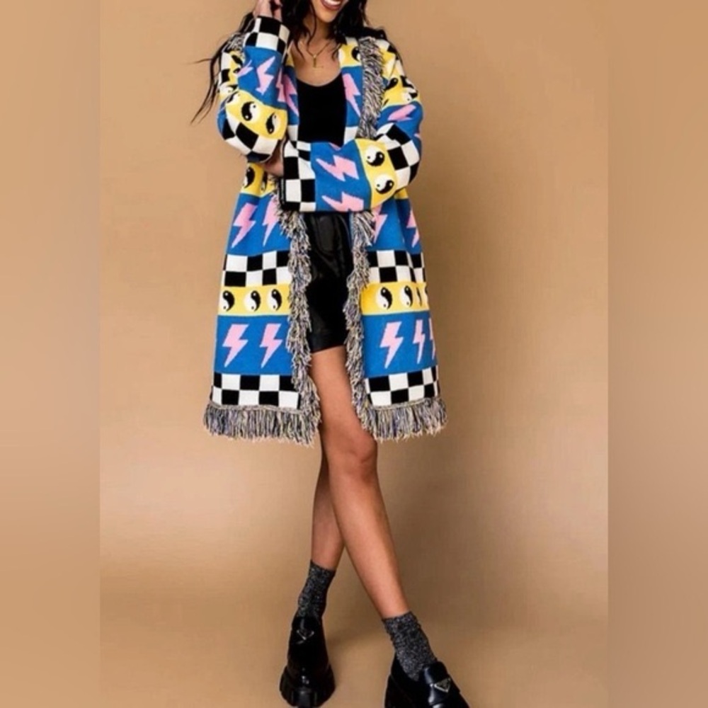 Dressed in LALA wonderstruck cardigan, size S/M like new